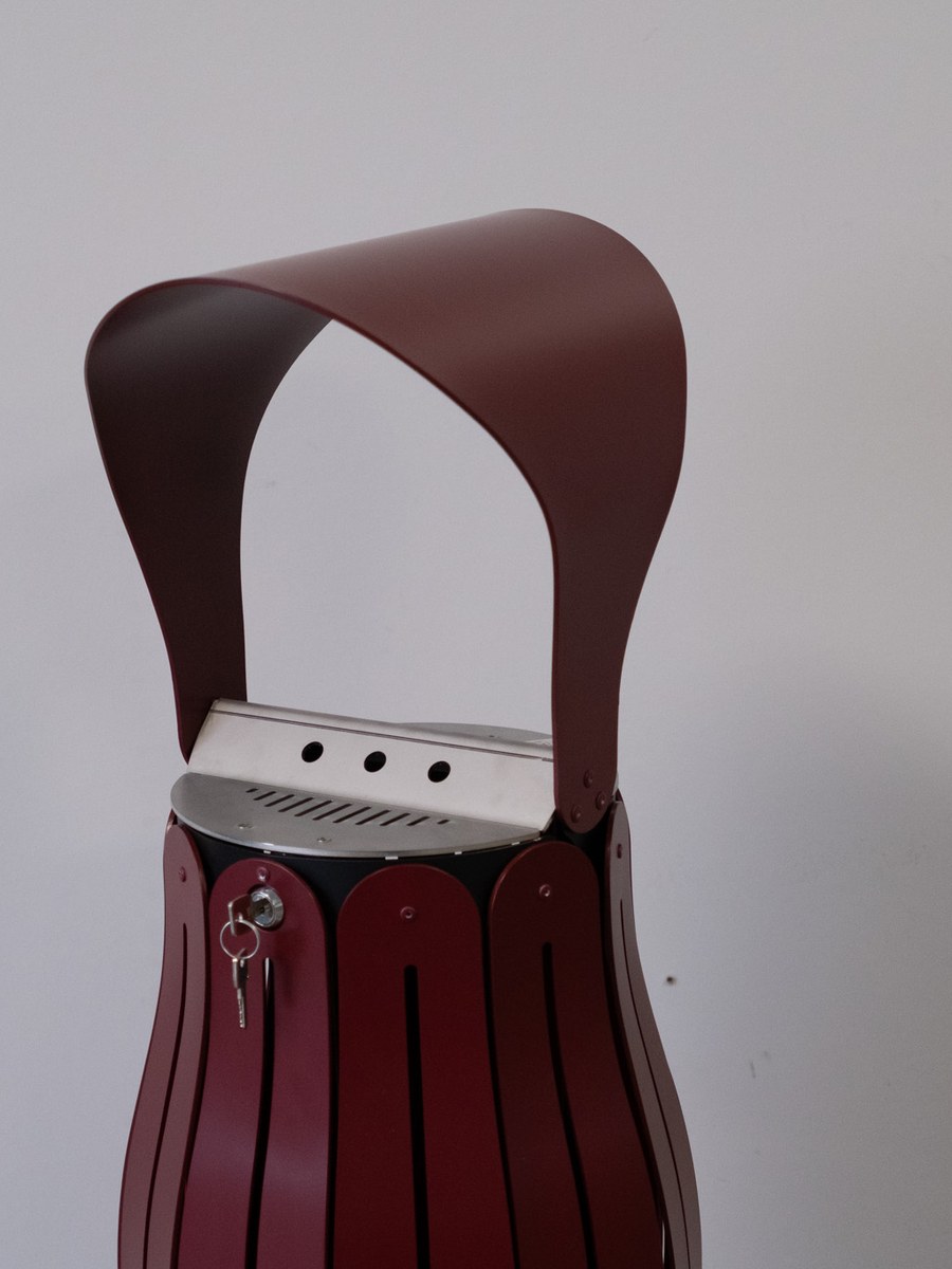 Cendrier Easy Premium Claret — vue de la coiffe